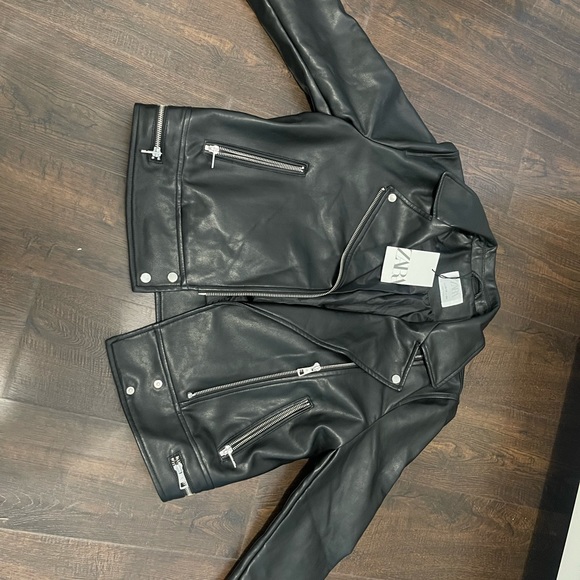 Zara leather jacket - Picture 2 of 5